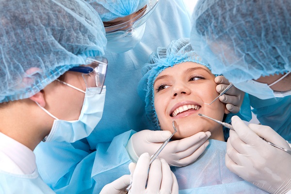 Can A General Dentist Perform Oral Surgery?